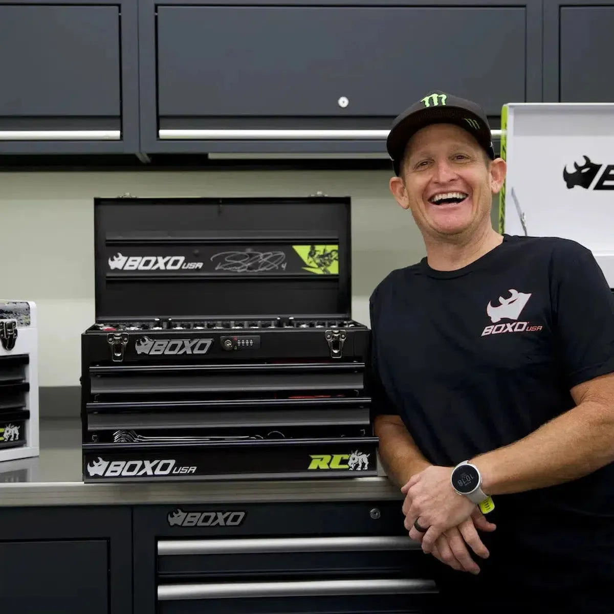 MotoBox | Ricky Carmichael 3-Drawer Portable Tool Box with 103-Piece Metric Motorcycle Tool Set