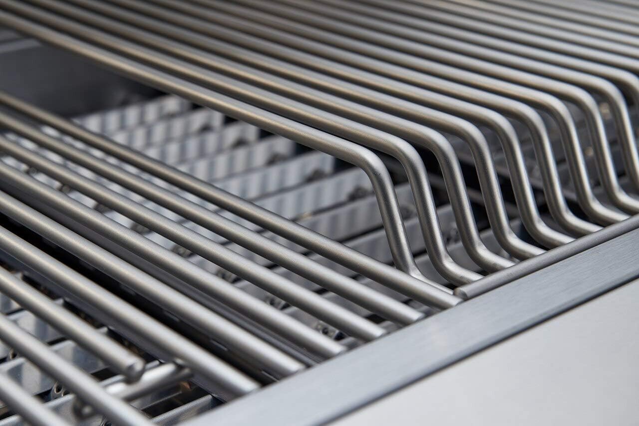 Broilmaster B-Series Deluxe 32-Inch Marine Grade Freestanding Stainless Steel Gas Grill with Rear Infrared Burner