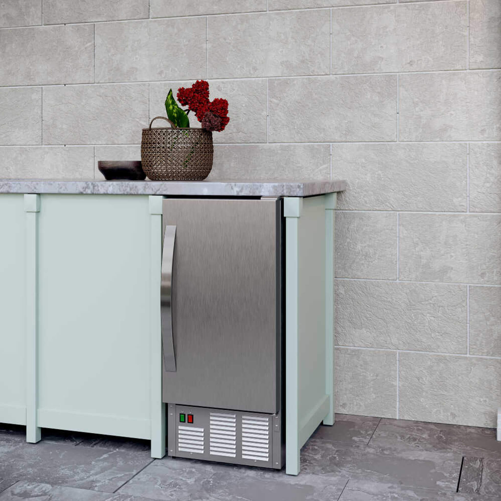 Edgestar 15-Inch Outdoor Undercounter Ice Maker W/ 50 LBS Daily Ice Production