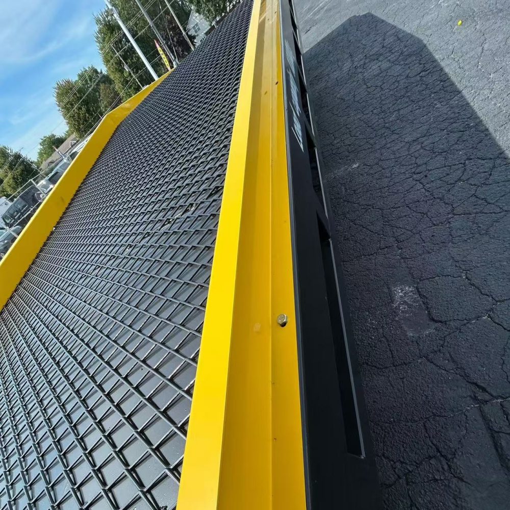 18,000 lb. Capacity Portable Loading Dock Ramps Yard Ramp